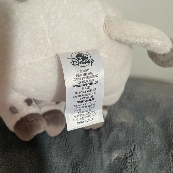 Disney Pua Moana’s pig stuffed toy - Picture 4 of 4